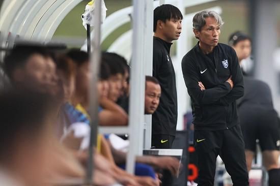 租借合同中有1100万欧元加额外费用的买断条款。